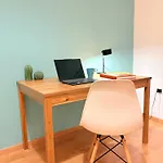 3bedroom Flat, 2 Bath In Plaza De La Feria 公寓 *