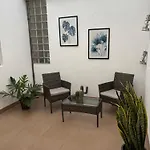 3bedroom Flat, 2 Bath In Plaza De La Feria 公寓