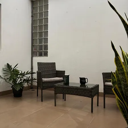 3bedroom Flat, 2 Bath In Plaza De La Feria 公寓 *