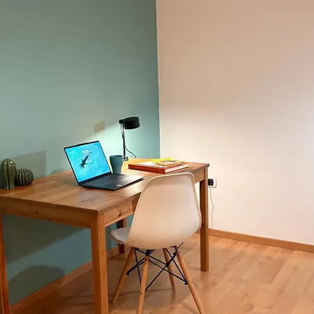 Lägenhet 3bedroom Flat, 2 Bath In Plaza De La Feria *