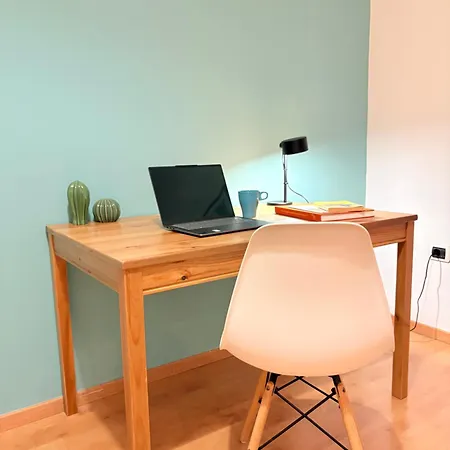 3bedroom Flat, 2 Bath In Plaza De La Feria Lägenhet *