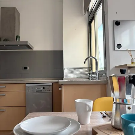 Lägenhet 3bedroom Flat, 2 Bath In Plaza De La Feria